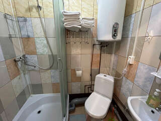 Гостиница Хозяюшка Костомукша Двухместный номер с 2 отдельными кроватями и общим туалетом-2