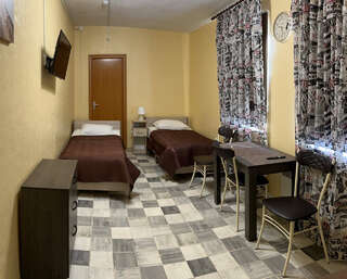 Гостиница Хозяюшка Костомукша Двухместный номер с 2 отдельными кроватями и общим туалетом-4